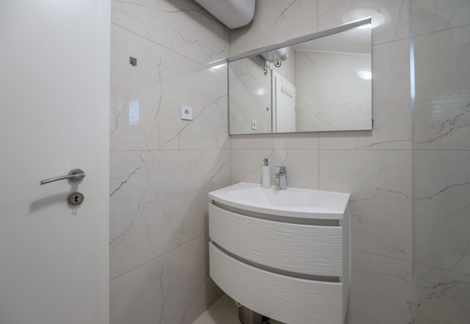 Apartman Marin Макарска Екстериор снимка